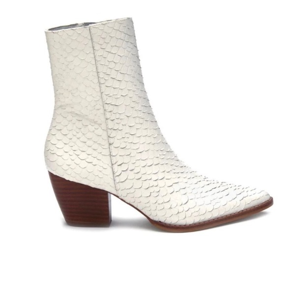 Matisse Caty White Leather Snakeskin Western Boot - Picture 4 of 4